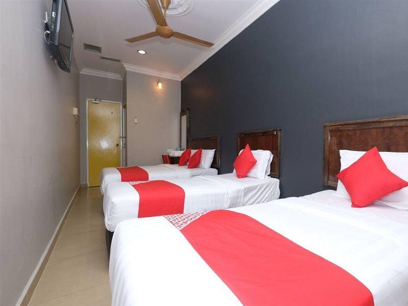Oyo 1190 Nice Stay Hotel Рауб Екстер'єр фото