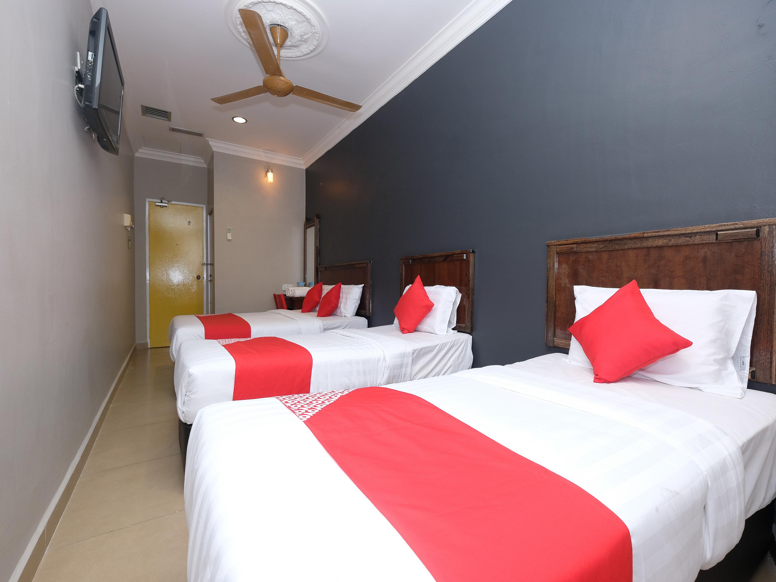Oyo 1190 Nice Stay Hotel Рауб Екстер'єр фото