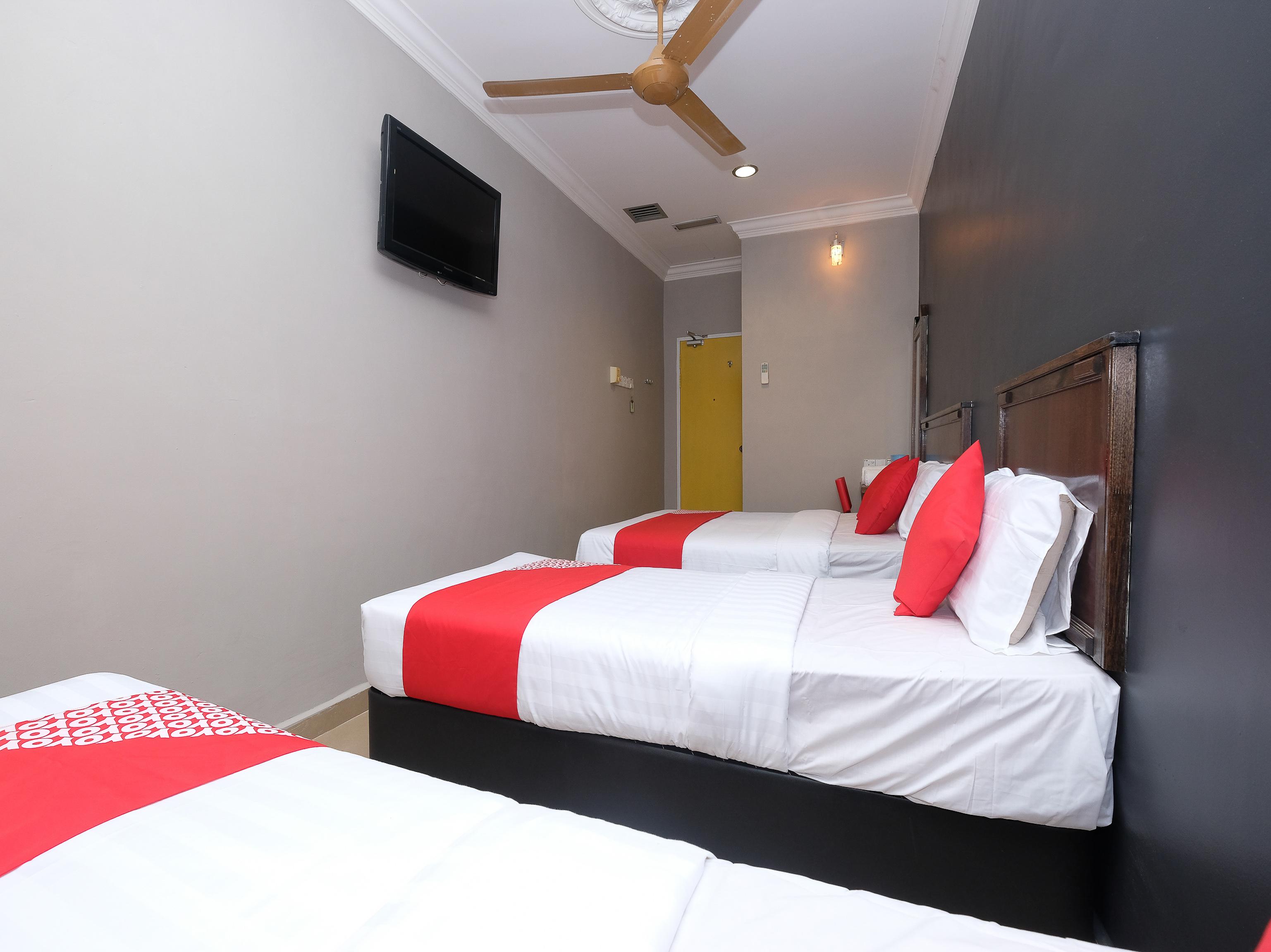 Oyo 1190 Nice Stay Hotel Рауб Екстер'єр фото