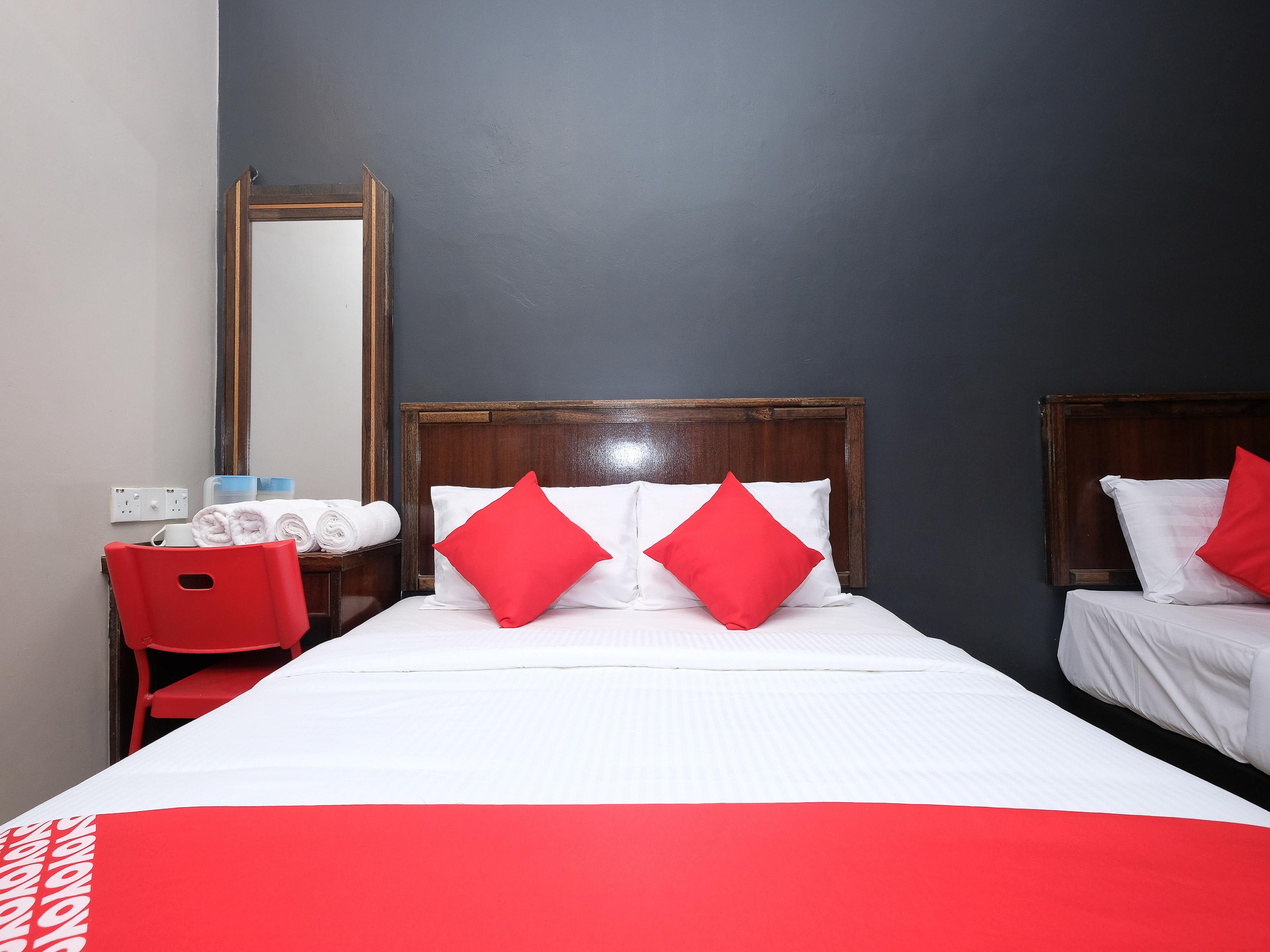 Oyo 1190 Nice Stay Hotel Рауб Екстер'єр фото