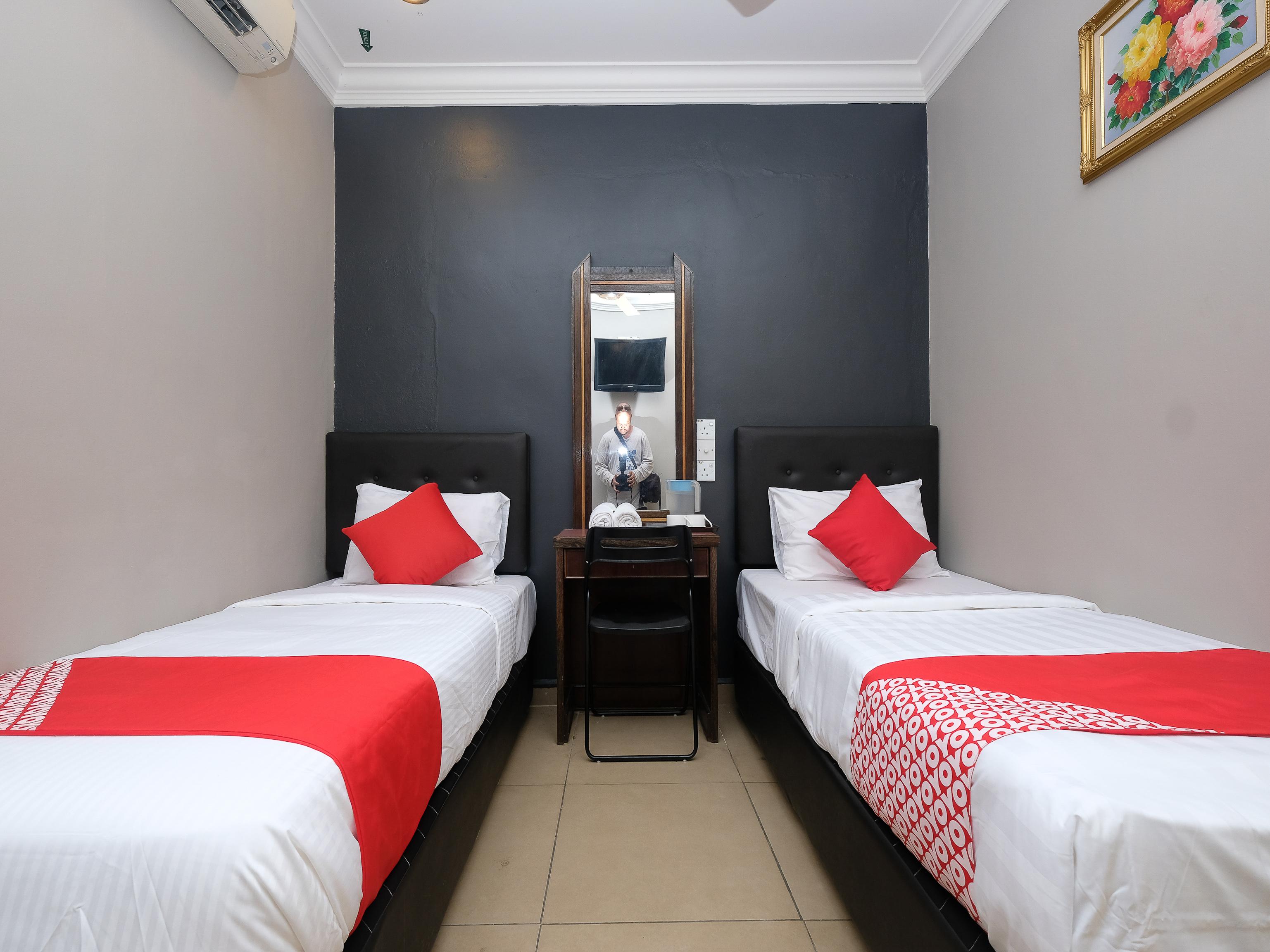 Oyo 1190 Nice Stay Hotel Рауб Екстер'єр фото