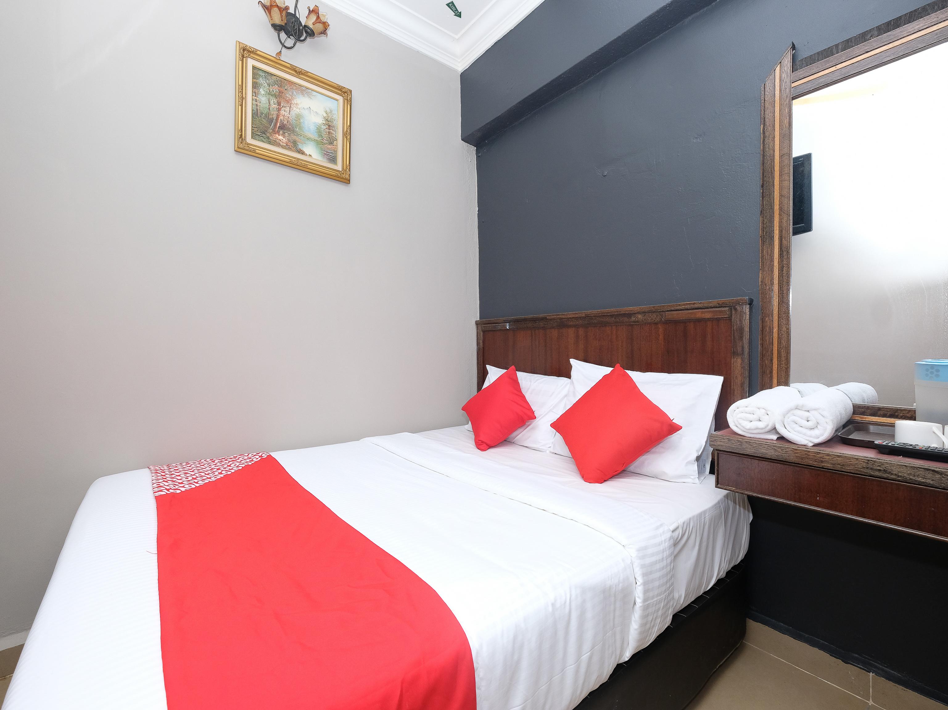 Oyo 1190 Nice Stay Hotel Рауб Екстер'єр фото