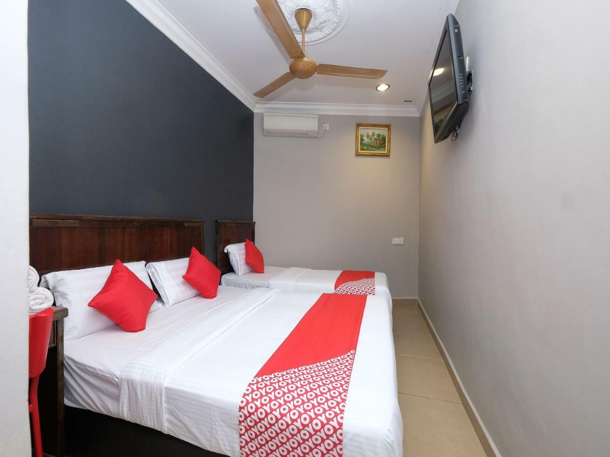 Oyo 1190 Nice Stay Hotel Рауб Екстер'єр фото