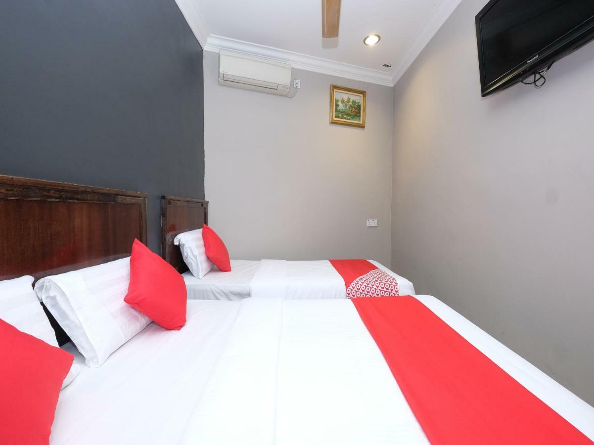 Oyo 1190 Nice Stay Hotel Рауб Екстер'єр фото